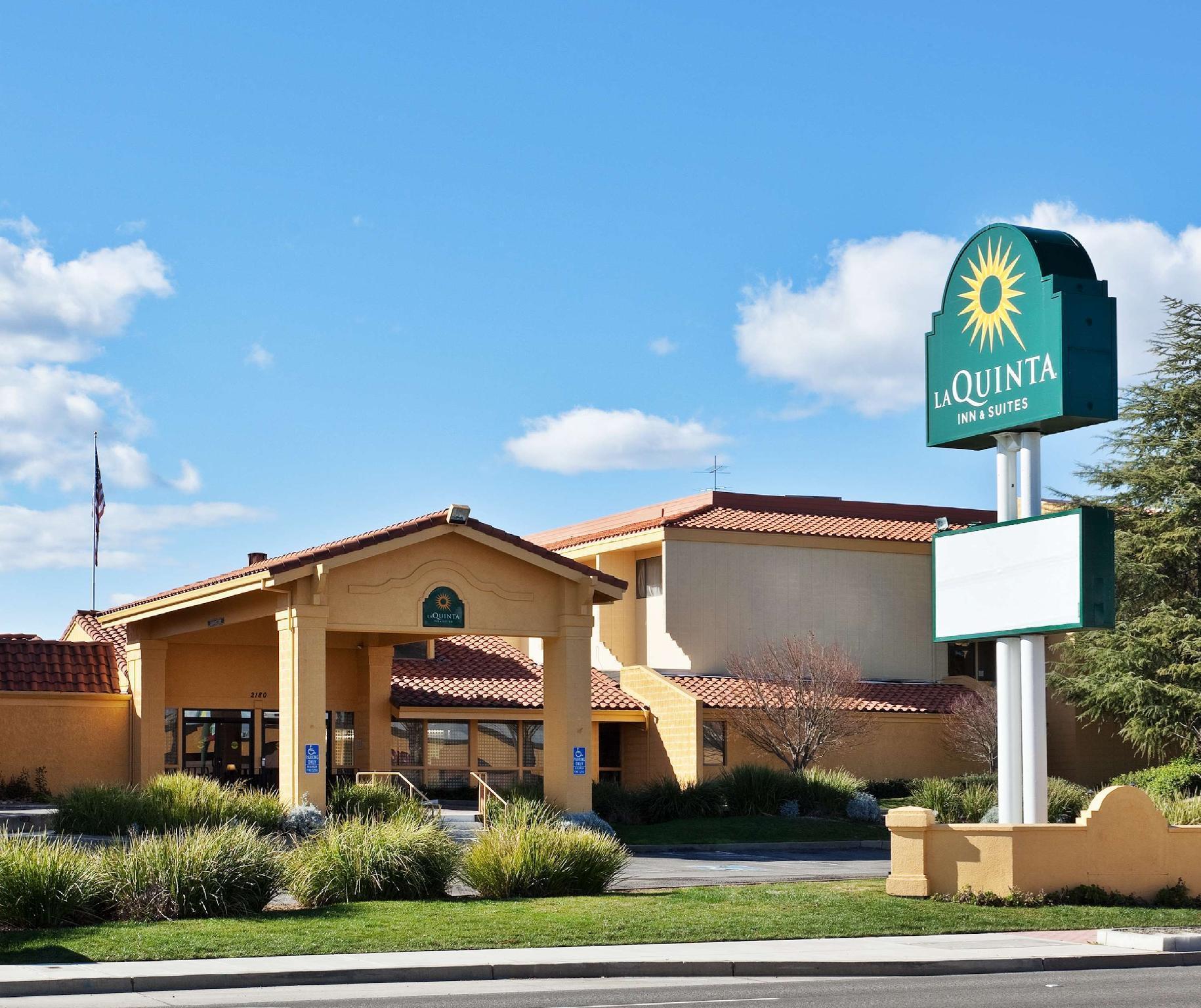 La Quinta By Wyndham Redding Hotel Bagian luar foto
